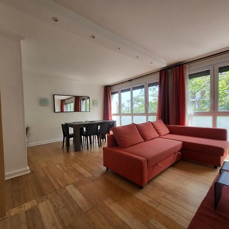 Spacious And Comfortable Apartment - Perfect For Families & Friends - Near Public Transportation موروج المظهر الخارجي الصورة